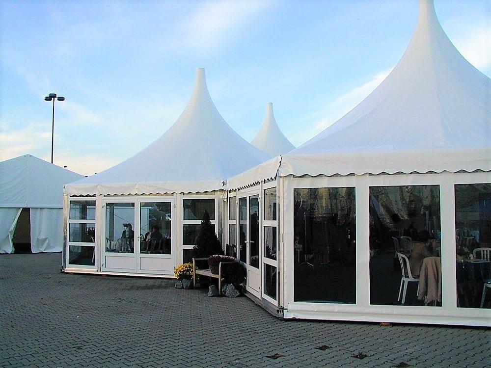 HOCKERP10-min.jpg